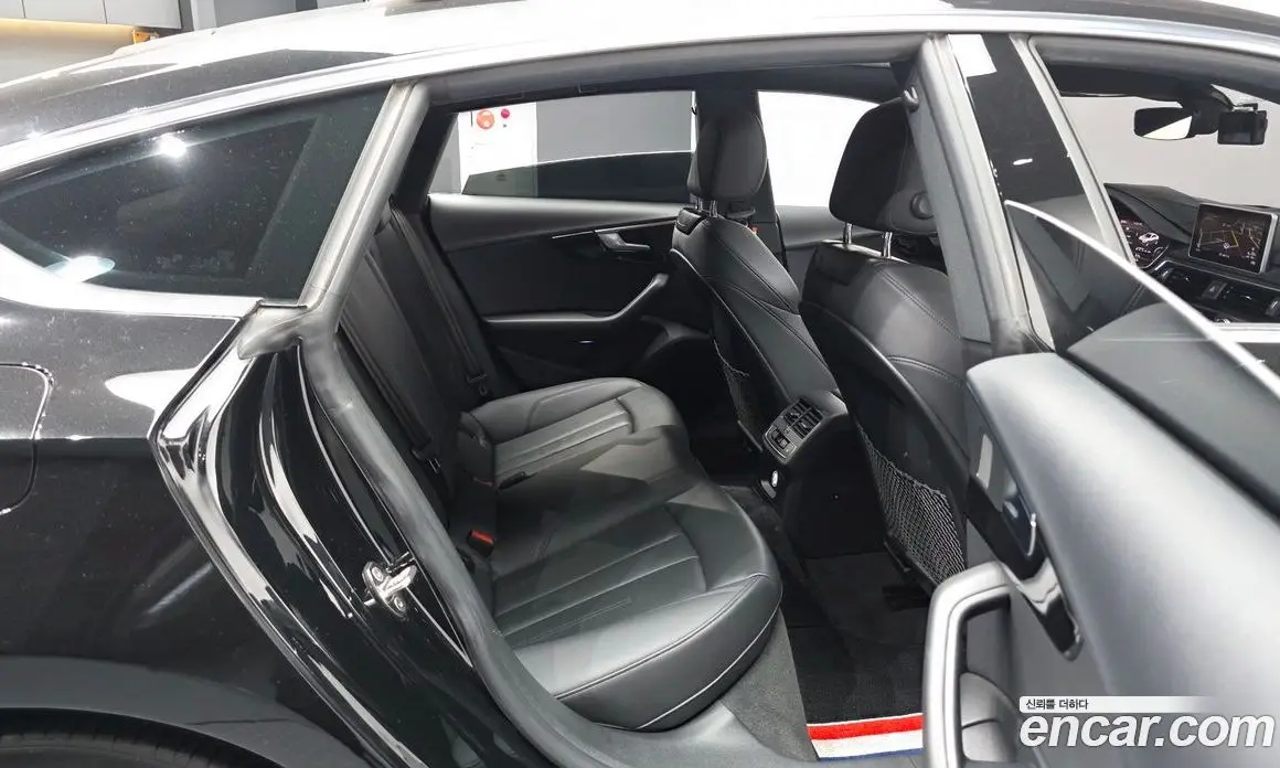 Audi A5 2019 2.0 автомат (гидро), фото 18 Audi A5 2019 2.0 автомат (гидро), фото 18