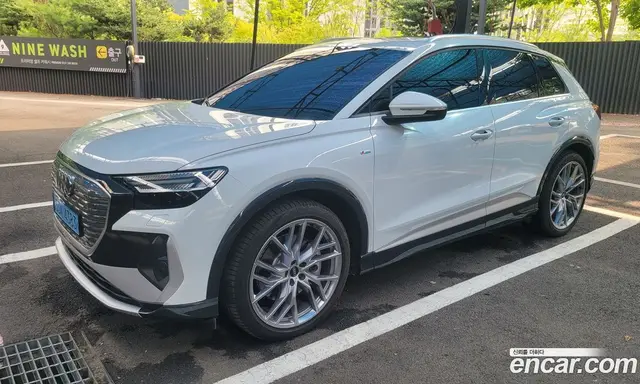 Audi Q4 e-tron 2025 автомат (гидро), миниатюра 1 Audi Q4 e-tron 2025 автомат (гидро), миниатюра 1