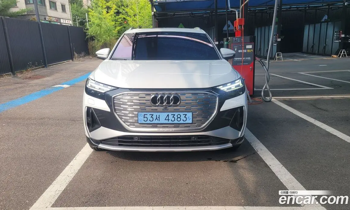 Audi Q4 e-tron 2025 автомат (гидро), фото 5 Audi Q4 e-tron 2025 автомат (гидро), фото 5