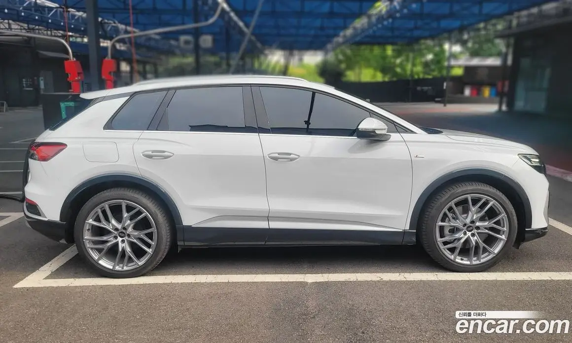 Audi Q4 e-tron 2025 автомат (гидро), фото 8 Audi Q4 e-tron 2025 автомат (гидро), фото 8