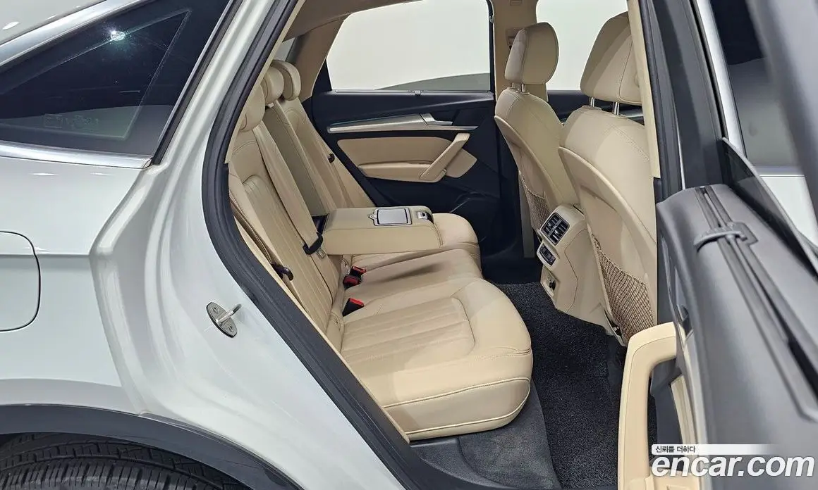 Audi Q5 2021 2.0 автомат (гидро), фото 11 Audi Q5 2021 2.0 автомат (гидро), фото 11