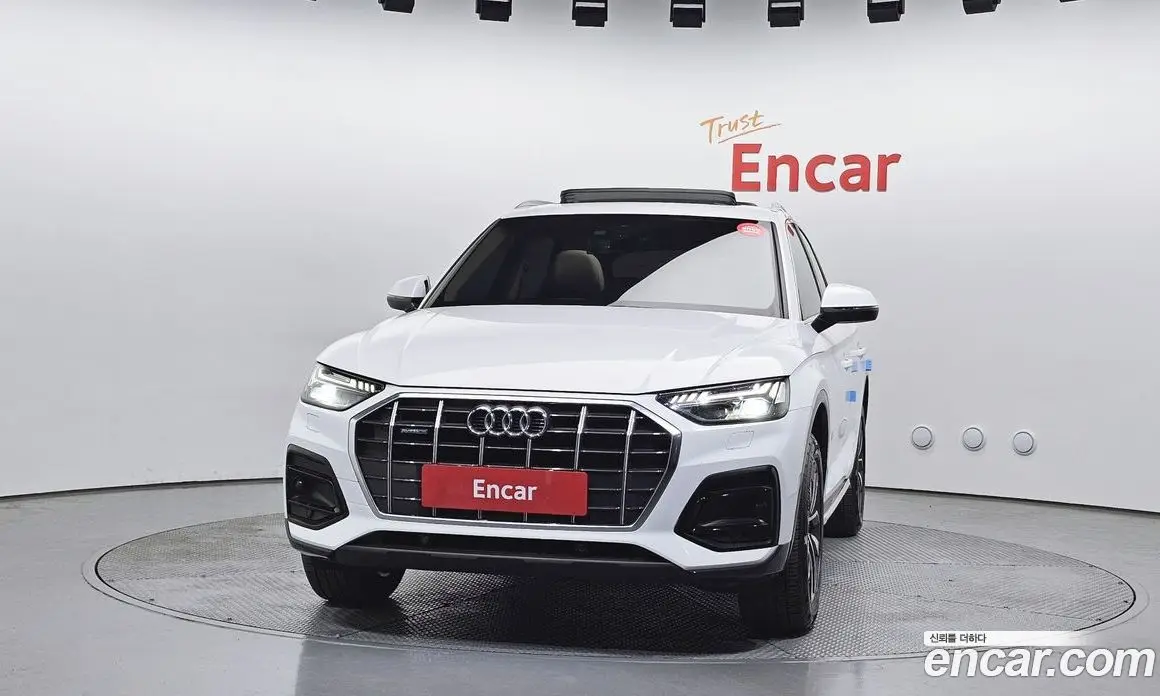 Audi Q5 2021 2.0 автомат (гидро), фото 3 Audi Q5 2021 2.0 автомат (гидро), фото 3