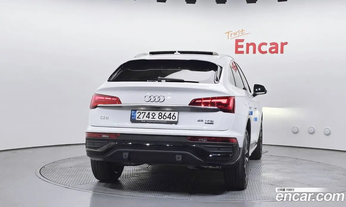 Audi Q5 2021 2.0 автомат (гидро), фото 4 Audi Q5 2021 2.0 автомат (гидро), фото 4