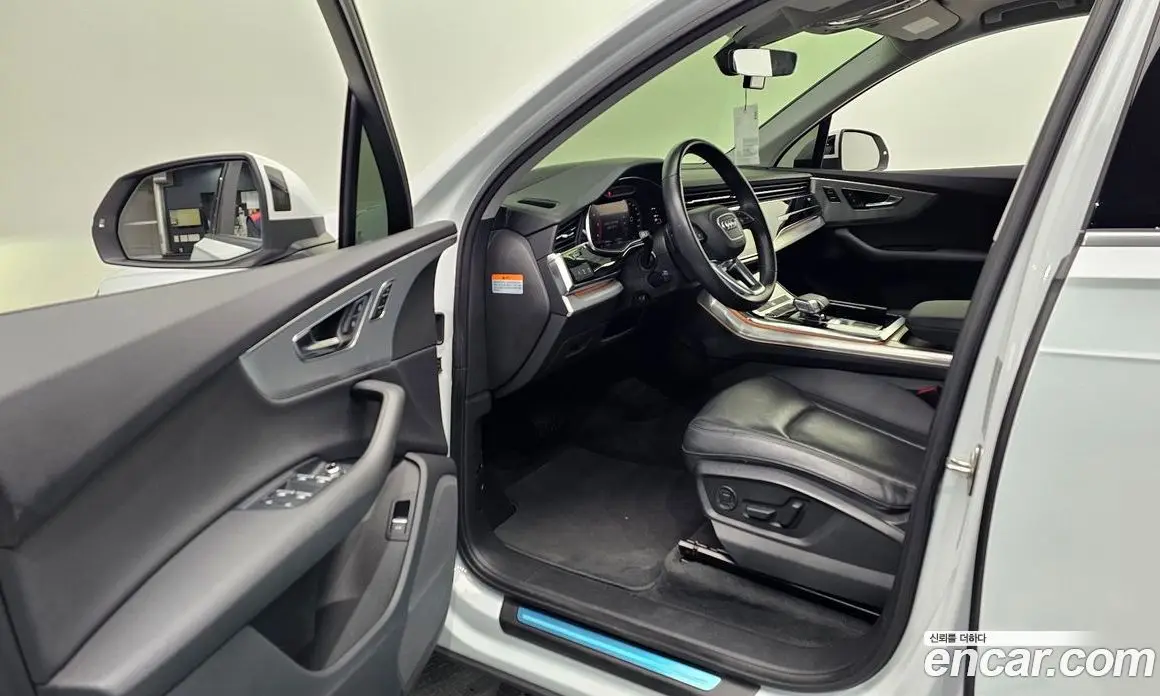 Audi Q7 2021 3.0 автомат (гидро), фото 13