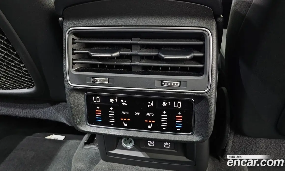 Audi Q7 2021 3.0 автомат (гидро), фото 24