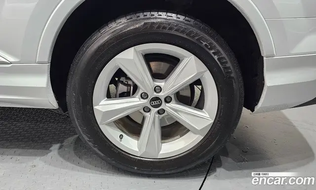 Audi Q7 2021 3.0 автомат (гидро), миниатюра 7