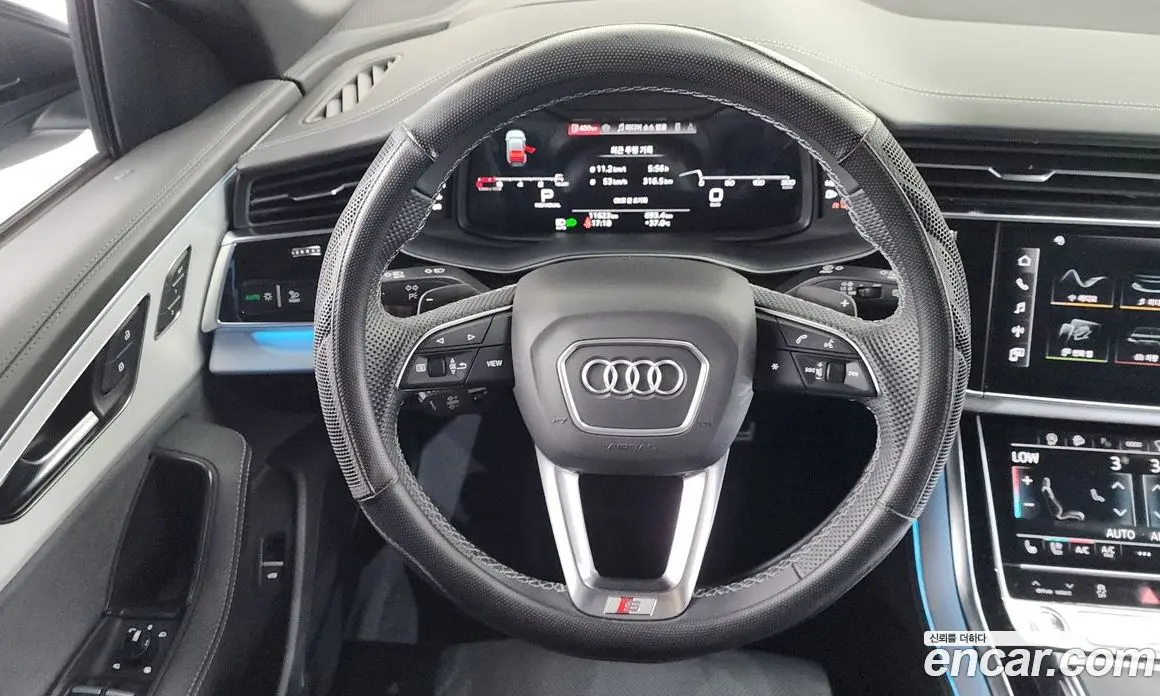 Audi Q8 2025 3.0 автомат (гидро), фото 14 Audi Q8 2025 3.0 автомат (гидро), фото 14