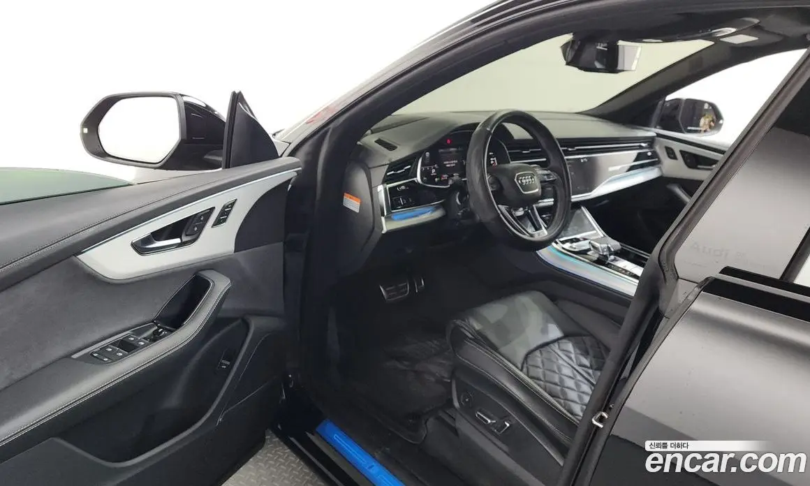Audi Q8 2025 3.0 автомат (гидро), фото 10 Audi Q8 2025 3.0 автомат (гидро), фото 10