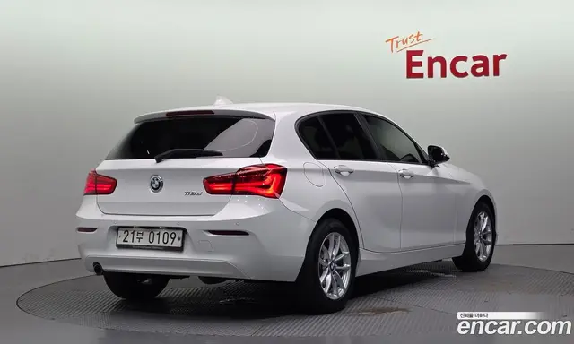 BMW 1 серия 2016 2.0 автомат (гидро), миниатюра 2 BMW 1 серия 2016 2.0 автомат (гидро), миниатюра 2