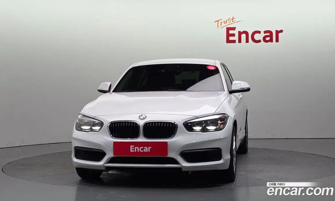 BMW 1 серия 2016 2.0 автомат (гидро), фото 3 BMW 1 серия 2016 2.0 автомат (гидро), фото 3