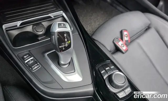 BMW 1 серия 2019 2.0 автомат (гидро), миниатюра 12