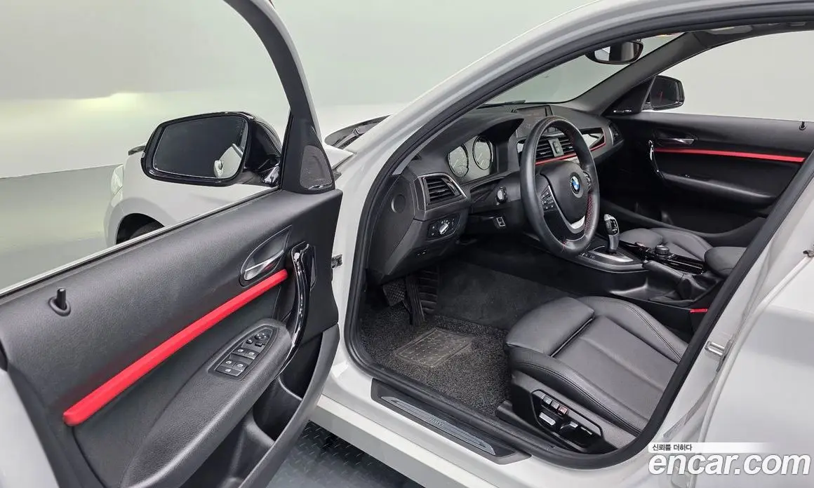 BMW 1 серия 2019 2.0 автомат (гидро), фото 13