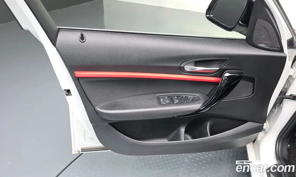 BMW 1 серия 2019 2.0 автомат (гидро), фото 14