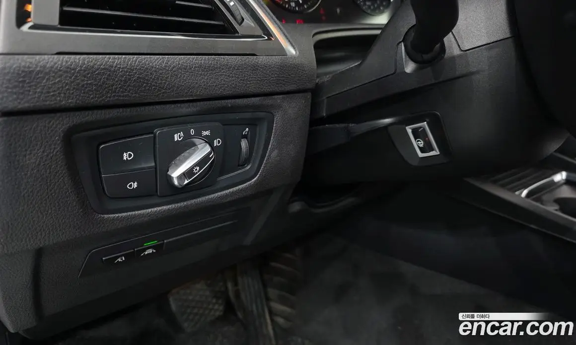 BMW 1 серия 2019 2.0 автомат (гидро), фото 23