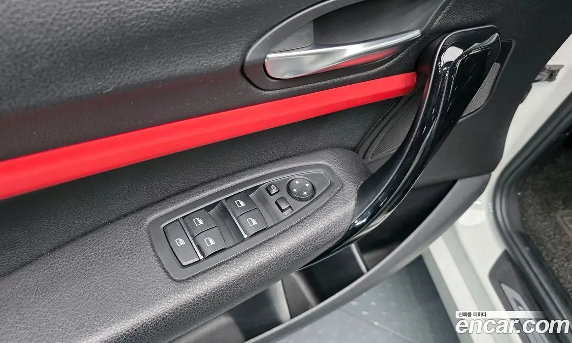 BMW 1 серия 2019 2.0 автомат (гидро), фото 25