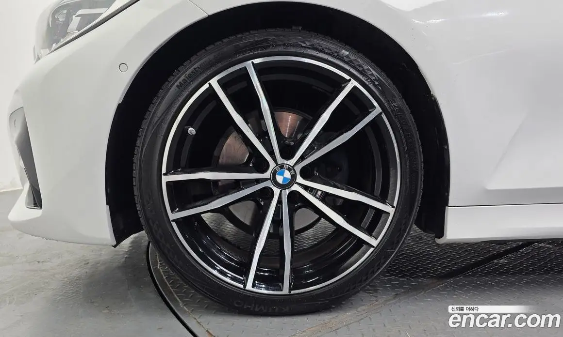 BMW 3 серия 2022 2.0 автомат (гидро), фото 5 BMW 3 серия 2022 2.0 автомат (гидро), фото 5