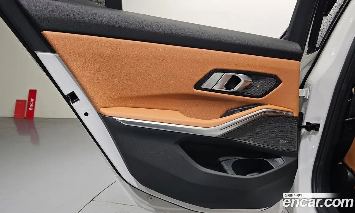 BMW 3 серия 2025 2.0 автомат (гидро), фото 15 BMW 3 серия 2025 2.0 автомат (гидро), фото 15