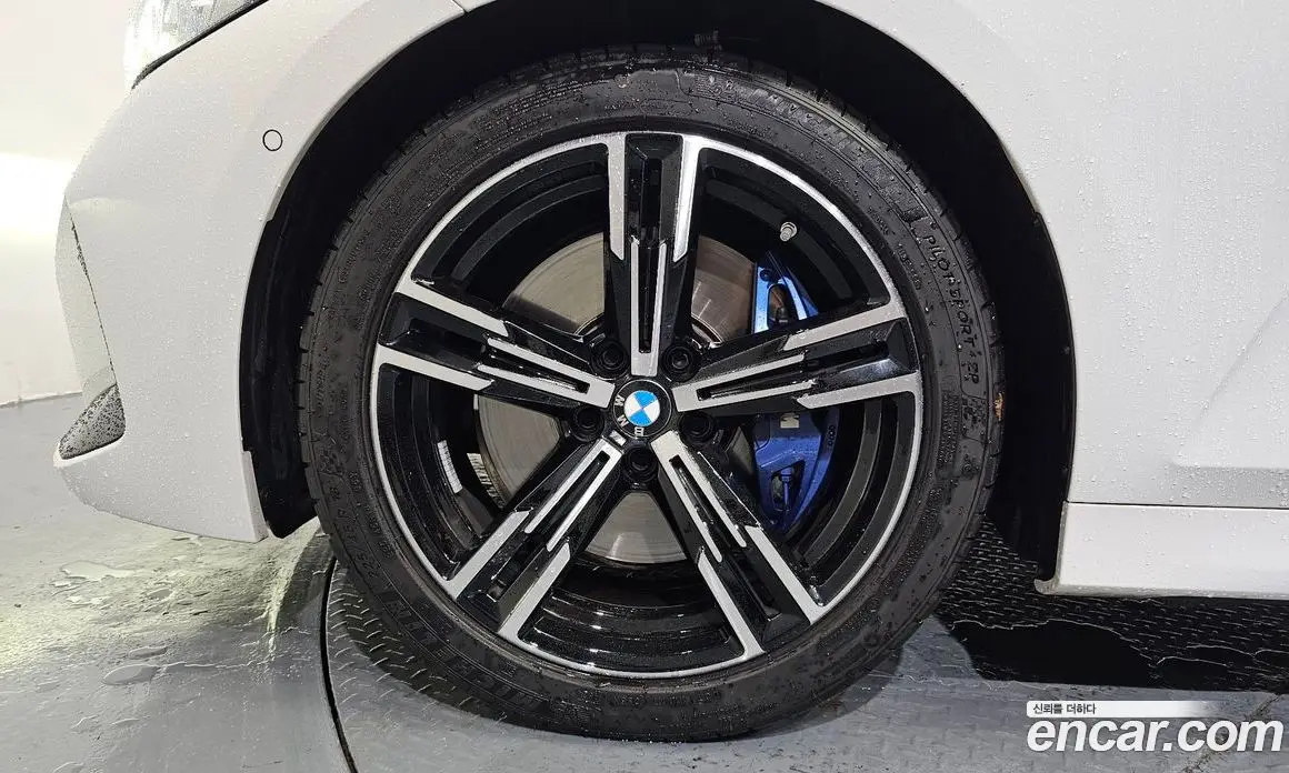 BMW 3 серия 2025 2.0 автомат (гидро), фото 5 BMW 3 серия 2025 2.0 автомат (гидро), фото 5