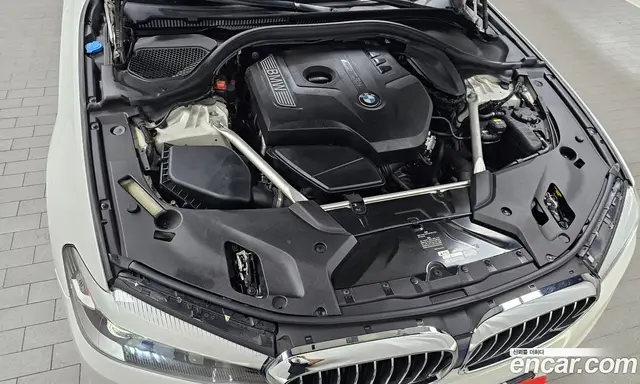 BMW 5 серия 2018 2.0 автомат (гидро), миниатюра 5 BMW 5 серия 2018 2.0 автомат (гидро), миниатюра 5
