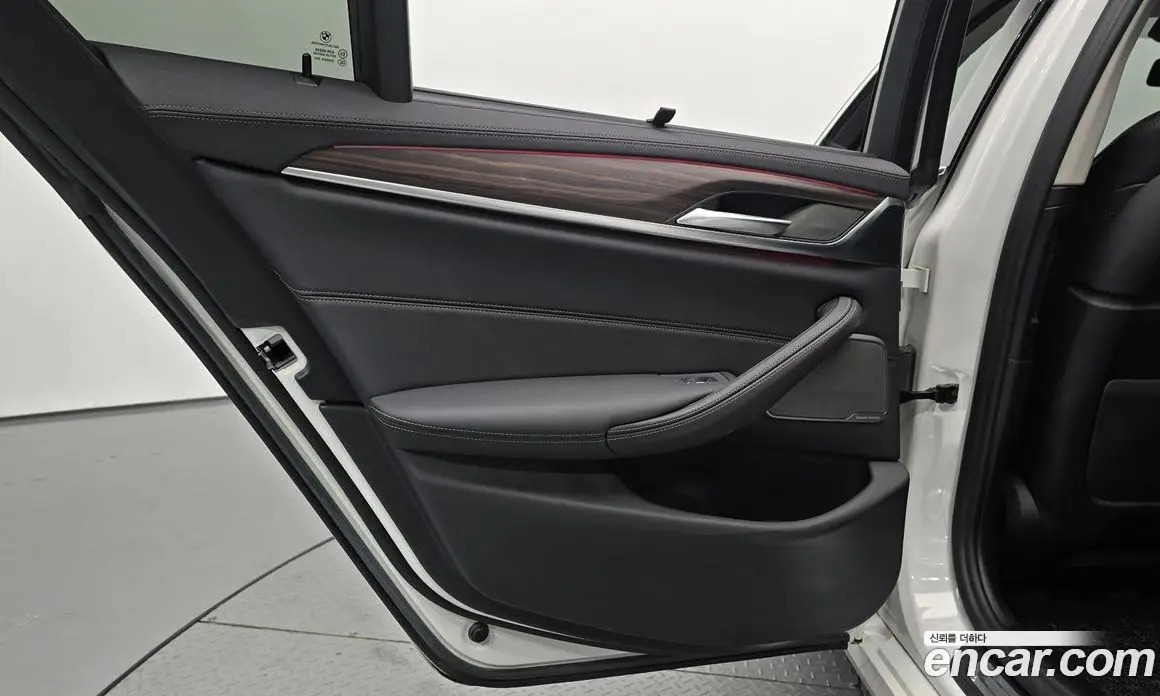 BMW 5 серия 2022 2.0 автомат (гидро), фото 14 BMW 5 серия 2022 2.0 автомат (гидро), фото 14