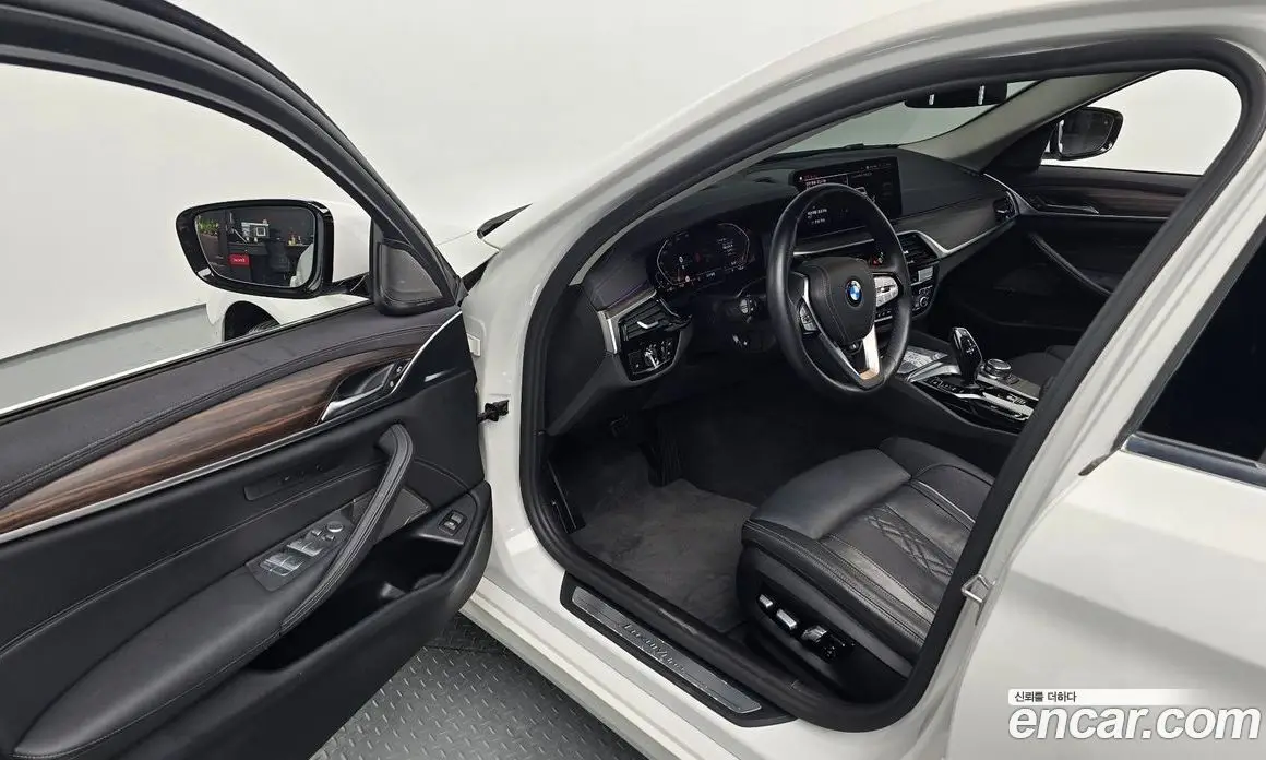 BMW 5 серия 2022 2.0 автомат (гидро), фото 16 BMW 5 серия 2022 2.0 автомат (гидро), фото 16