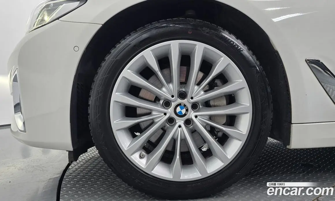 BMW 5 серия 2022 2.0 автомат (гидро), фото 4 BMW 5 серия 2022 2.0 автомат (гидро), фото 4