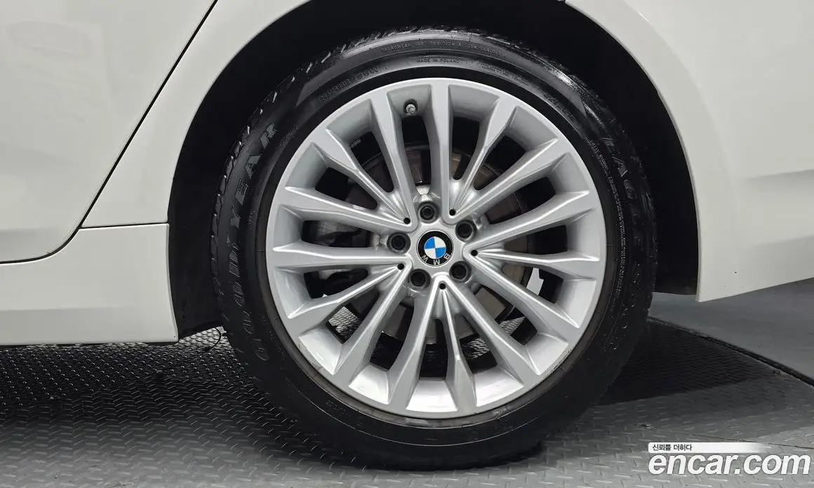 BMW 5 серия 2022 2.0 автомат (гидро), фото 6 BMW 5 серия 2022 2.0 автомат (гидро), фото 6