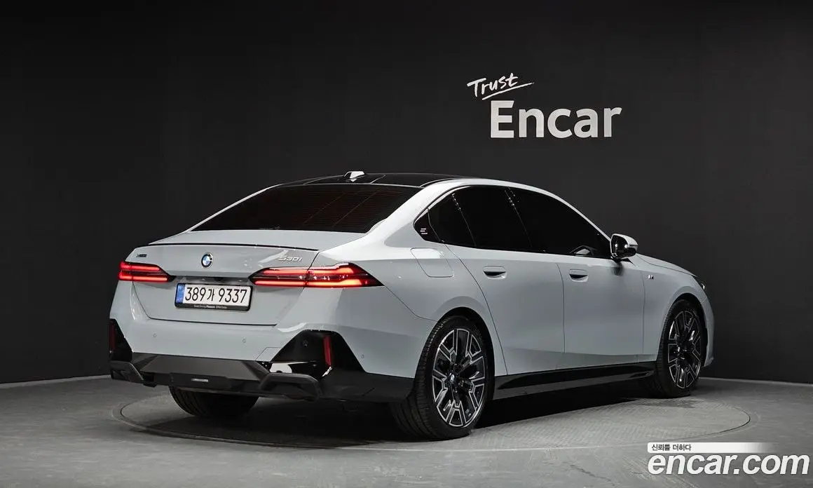 BMW 5 серия 2025 2.0 автомат (гидро), фото 1 BMW 5 серия 2025 2.0 автомат (гидро), фото 1