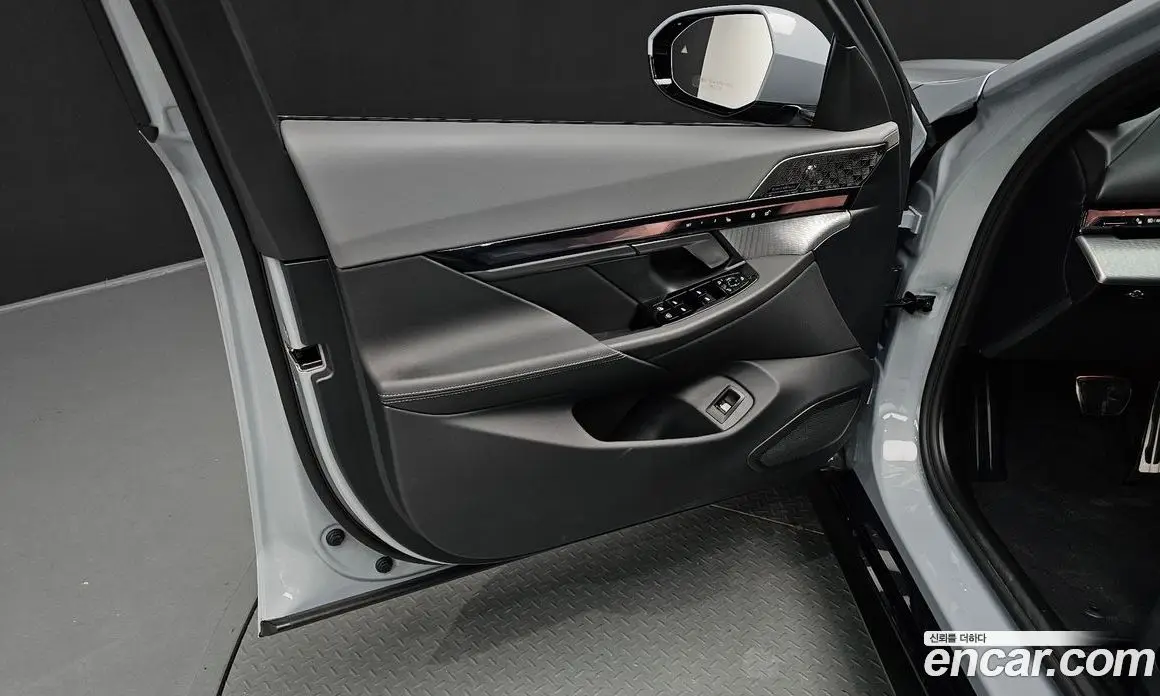 BMW 5 серия 2025 2.0 автомат (гидро), фото 13 BMW 5 серия 2025 2.0 автомат (гидро), фото 13