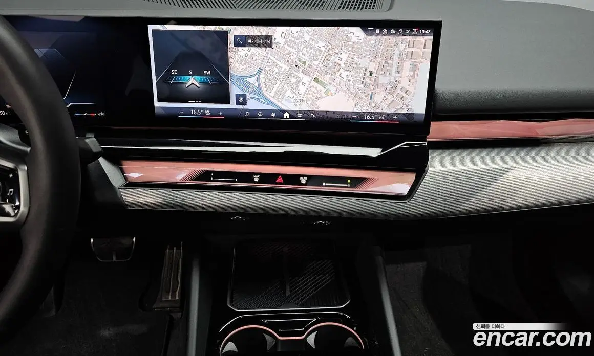 BMW 5 серия 2025 2.0 автомат (гидро), фото 19 BMW 5 серия 2025 2.0 автомат (гидро), фото 19