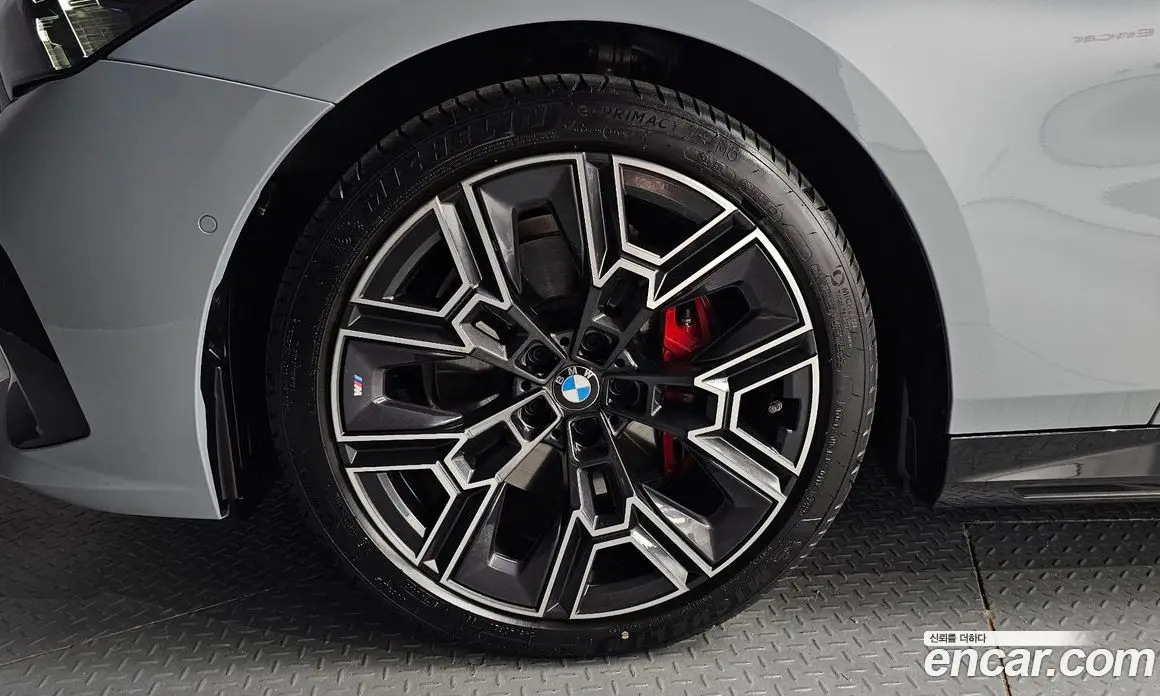 BMW 5 серия 2025 2.0 автомат (гидро), фото 4 BMW 5 серия 2025 2.0 автомат (гидро), фото 4
