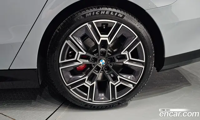BMW 5 серия 2025 2.0 автомат (гидро), миниатюра 6 BMW 5 серия 2025 2.0 автомат (гидро), миниатюра 6