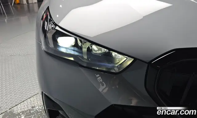 BMW 5 серия 2025 2.0 автомат (гидро), миниатюра 7 BMW 5 серия 2025 2.0 автомат (гидро), миниатюра 7