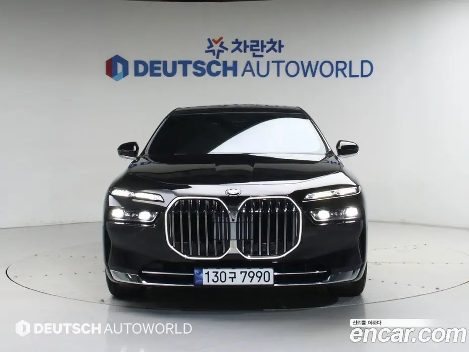 BMW 7 серия 2023 3.0 автомат (гидро), фото 3 BMW 7 серия 2023 3.0 автомат (гидро), фото 3