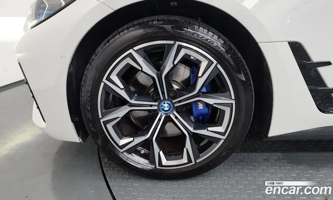 BMW i4 2023 0.2 автомат (гидро), фото 5 BMW i4 2023 0.2 автомат (гидро), фото 5