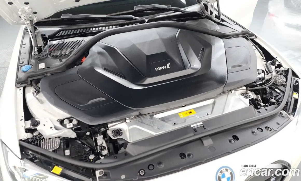 BMW i4 2023 0.2 автомат (гидро), фото 6 BMW i4 2023 0.2 автомат (гидро), фото 6
