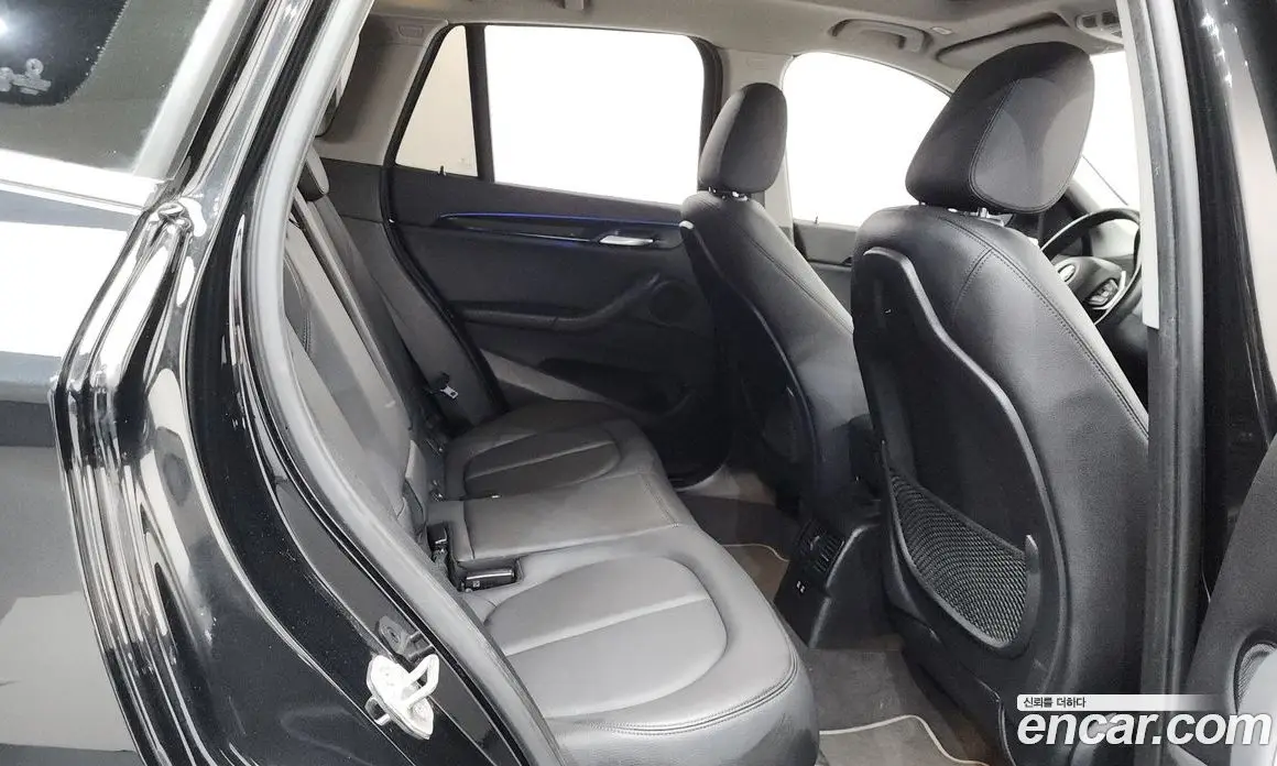 BMW X1 2022 2.0 автомат (гидро), фото 18 BMW X1 2022 2.0 автомат (гидро), фото 18