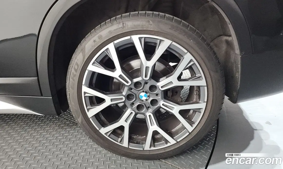 BMW X1 2022 2.0 автомат (гидро), фото 7 BMW X1 2022 2.0 автомат (гидро), фото 7