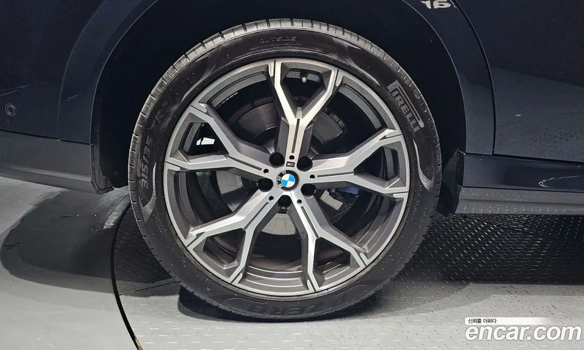 BMW X6 2021 3.0 автомат (гидро), фото 4 BMW X6 2021 3.0 автомат (гидро), фото 4