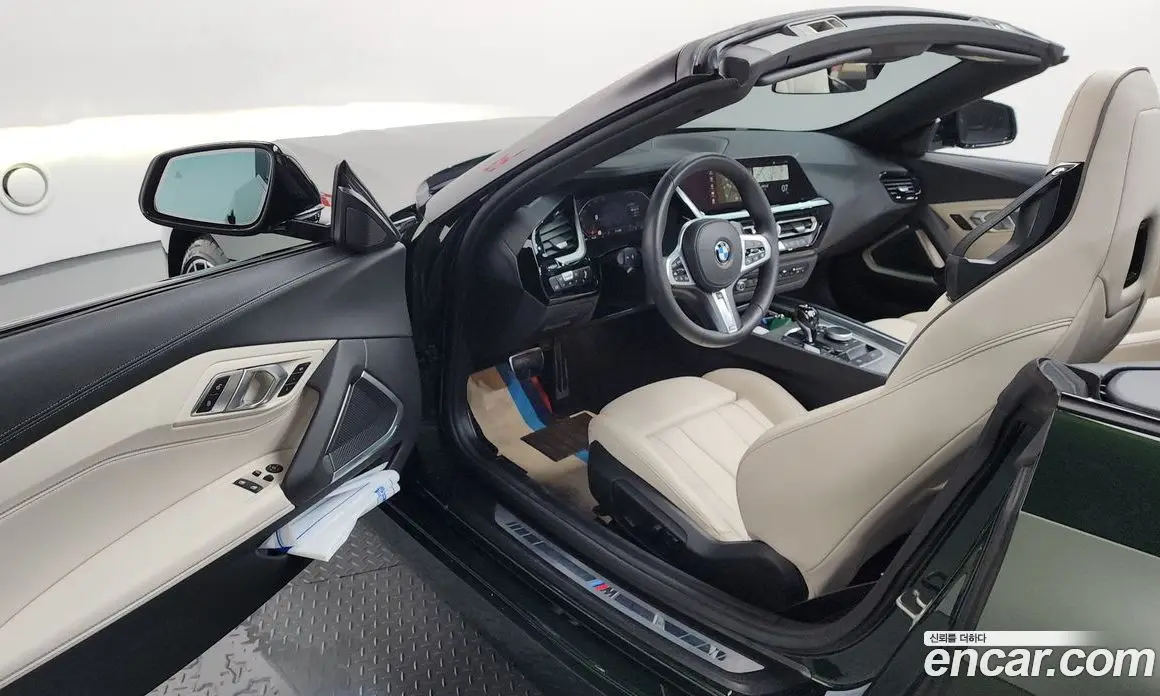 BMW Z4 2024 2.0 автомат (гидро), фото 13