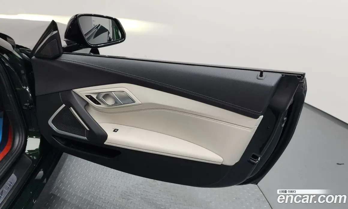BMW Z4 2024 2.0 автомат (гидро), фото 15 BMW Z4 2024 2.0 автомат (гидро), фото 15