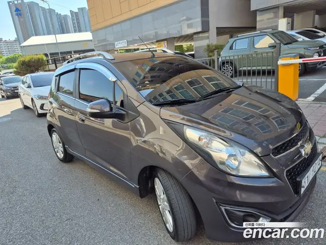 Chevrolet Spark 2013 1.0 автомат (гидро), миниатюра 2