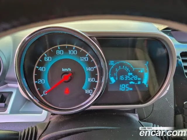 Chevrolet Spark 2013 1.0 автомат (гидро), миниатюра 8