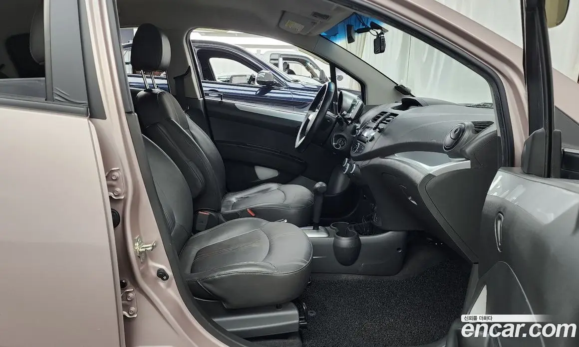 Chevrolet Spark 2013 1.0 автомат (гидро), фото 11