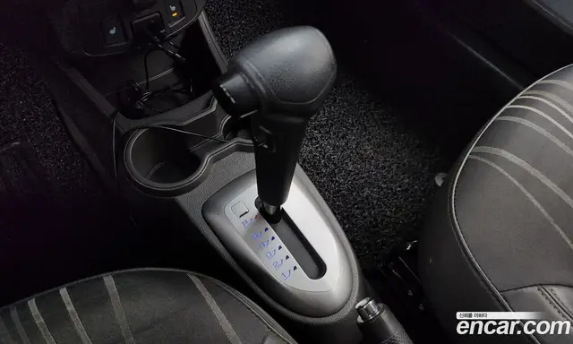 Chevrolet Spark 2013 1.0 автомат (гидро), миниатюра 9