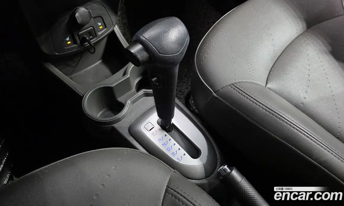 Chevrolet Spark 2014 1.0 автомат (гидро), фото 12