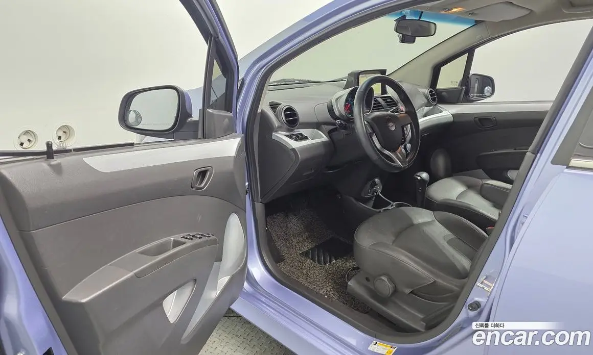 Chevrolet Spark 2014 1.0 автомат (гидро), фото 13