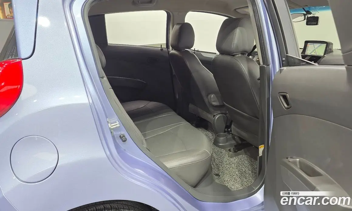 Chevrolet Spark 2014 1.0 автомат (гидро), фото 17