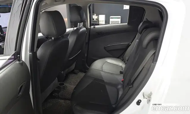 Chevrolet Spark 2015 1.0 автомат (гидро), миниатюра 11