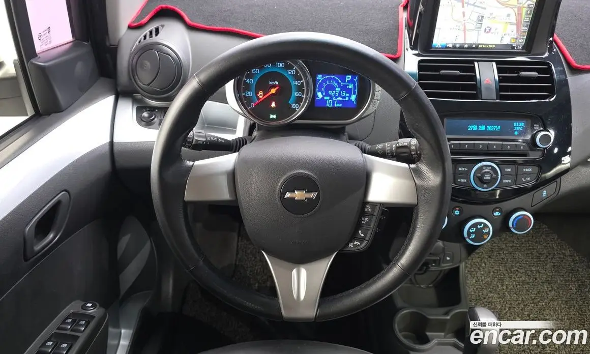 Chevrolet Spark 2015 1.0 автомат (гидро), фото 13